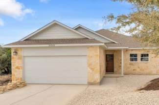Quality Energy Efficient 3/2/2 Custom Home in 78620 – close to neighborhood lake park.