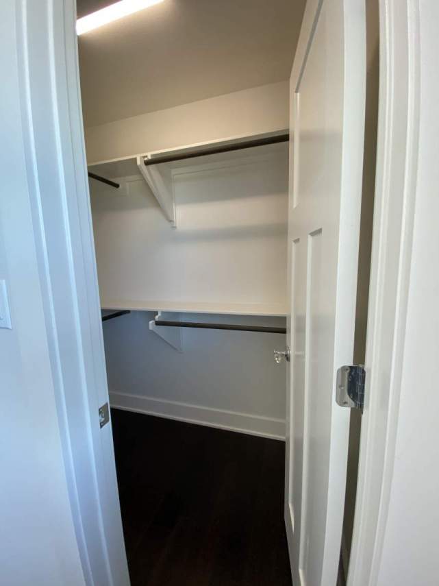 Bedroom-3-closet